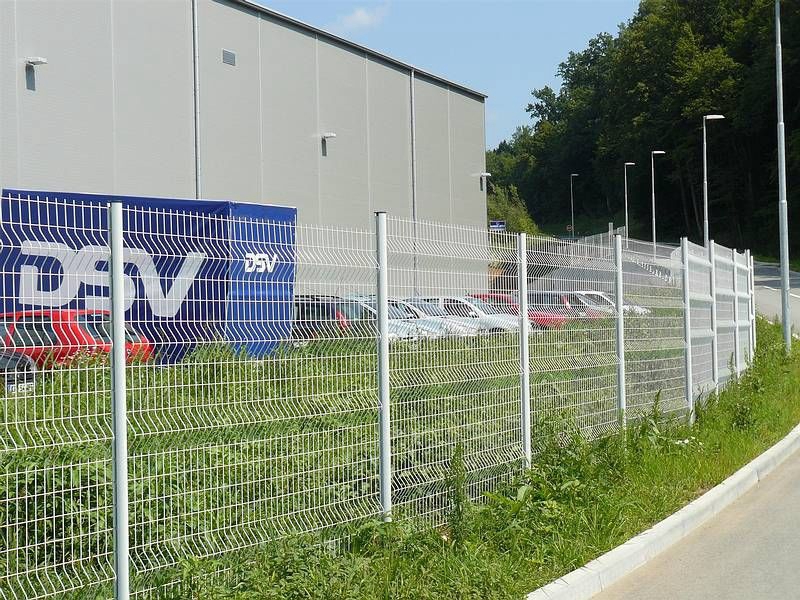 湖北桃型柱護(hù)欄網(wǎng)